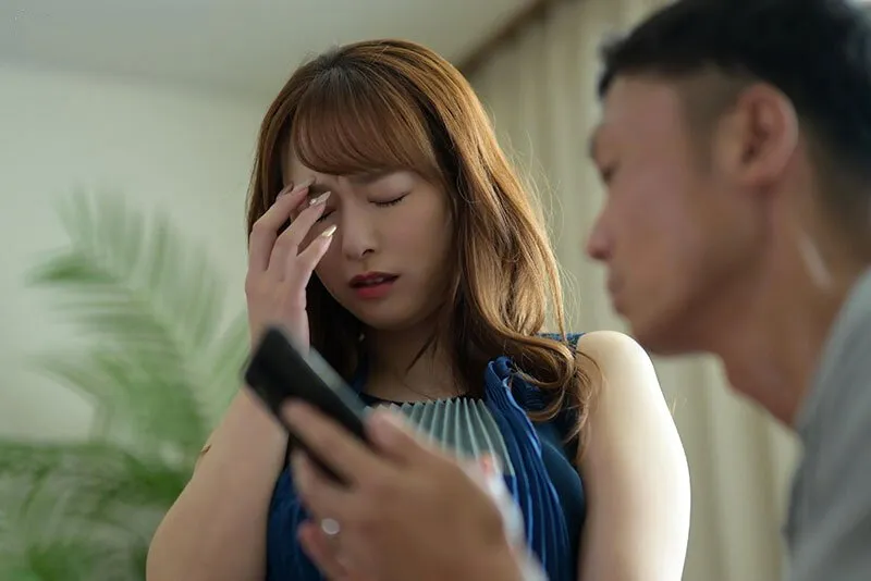 Vợ sốc khi anh xã tâm sự về ước muốn nhìn vợ bị người khác địt